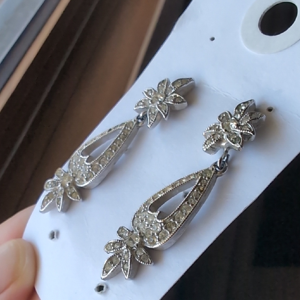 Silver Floral Drop Earrings - Elegant Women’s Jewelry - Picture 2 of 4